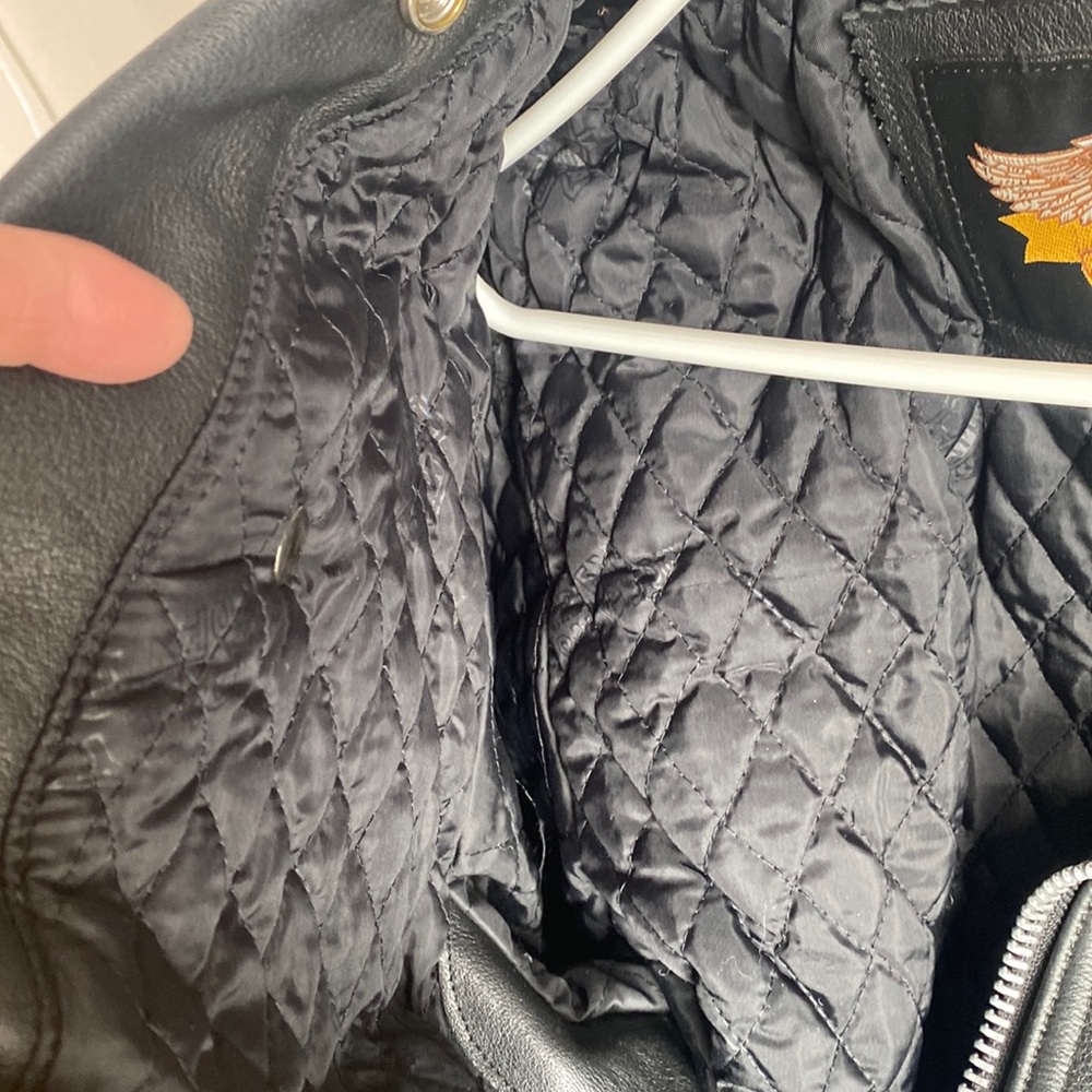 Harley Davidson Leather Jacket - Picture 5 of 7